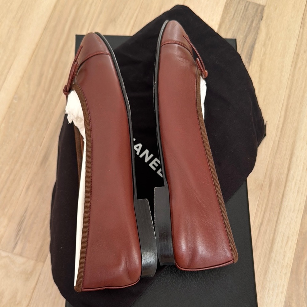 Chanel Brown Calfskin Ballerinas - Picture 8 of 10